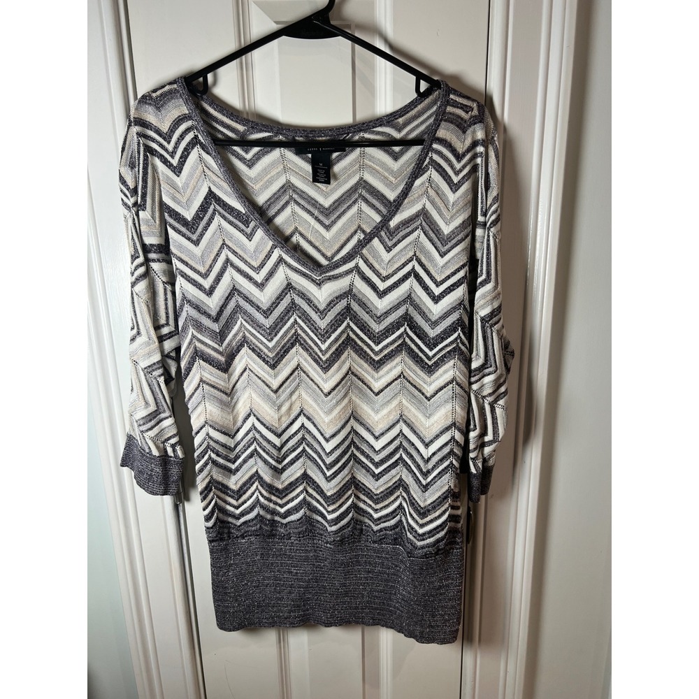 White House Black Market Metallic Chevron Zigzag V-Neck Top Silver Black Medium
